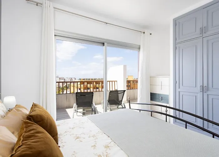 Bright&elegant Duplex With Terrace&pool, Just Steps From Puerto Colón Apartamento