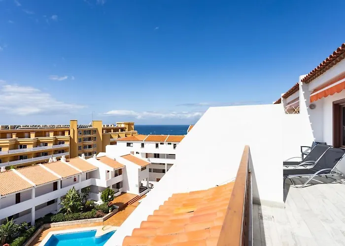 Bright&elegant Duplex With Terrace&pool, Just Steps From Puerto Colón *