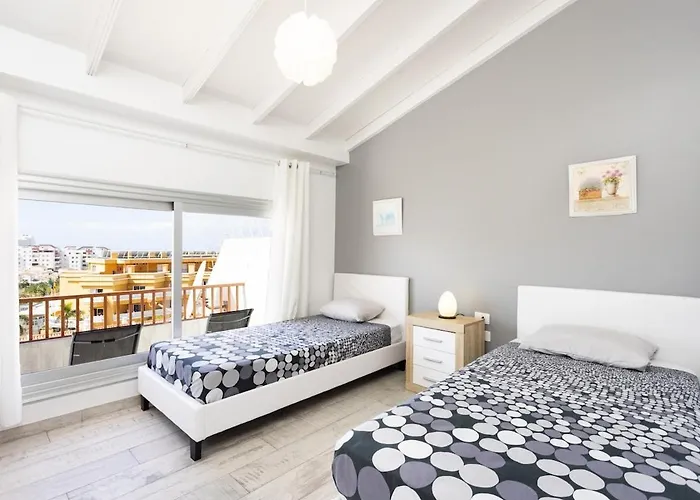 Bright & Elegant Duplex With Terrace And Pool, Just Steps From Puerto Colon Daire Costa Adeje